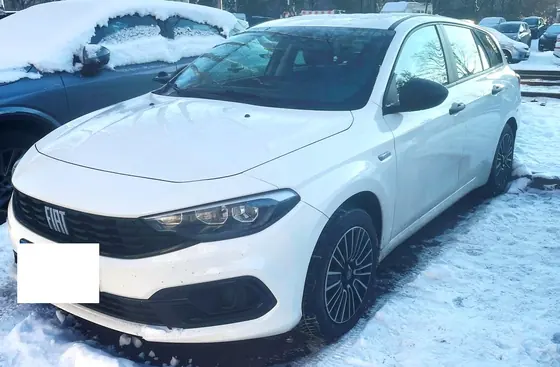 Fiat Tipo: Gesamtansicht von vorn links