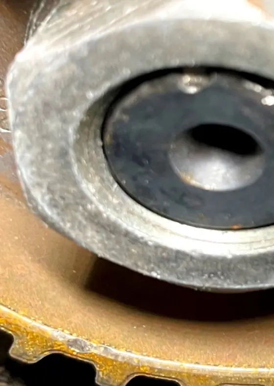 Pkw mit Zahnriemenmotor: Lagerstelle im Detail