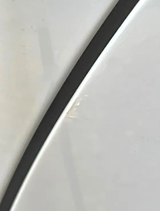 Mercedes-Benz CLA 200: Kante am Radlauf, Detail