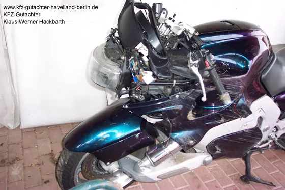 Yamaha GTS 1000 A: Front und Verkleidung, linke Seite